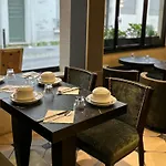 Hôtel Eiffel Rive Gauche